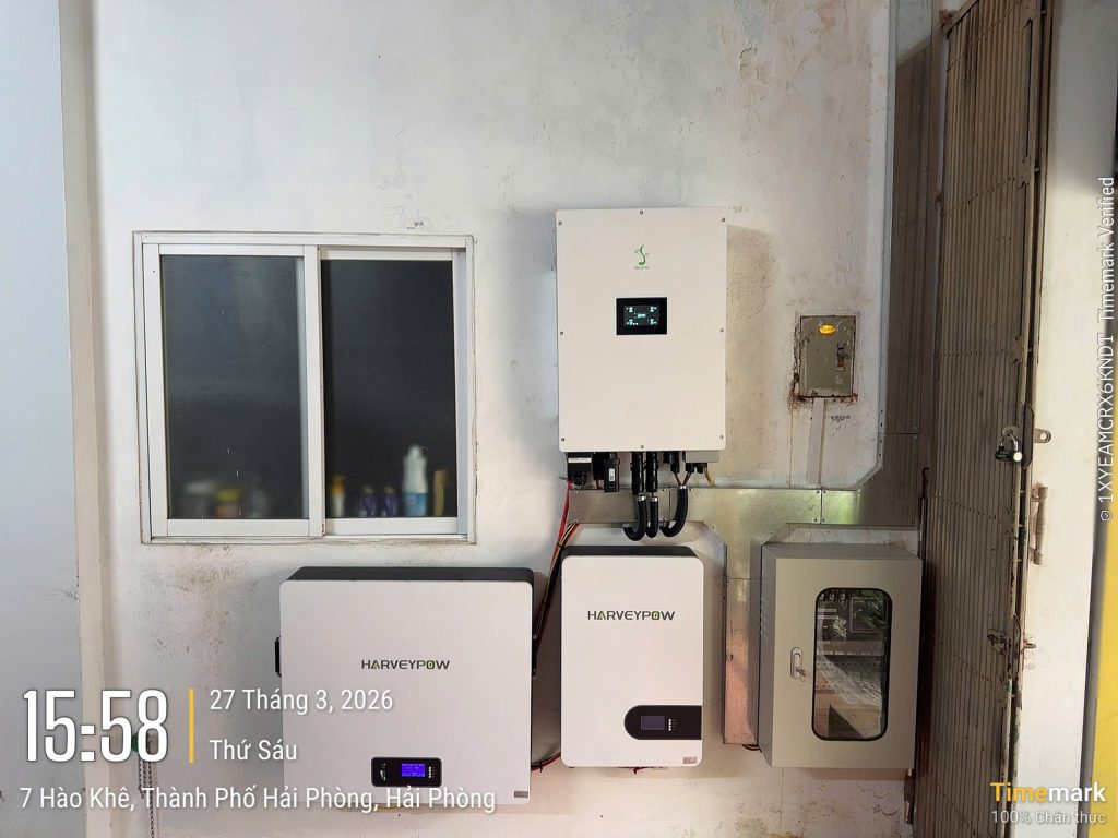 Biến tần Isuna 10 kw 1 pha trong hệ 8 kw lưu trữ 15 kwh