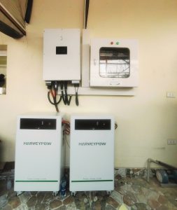 Biến tần Isuna trong hệ thống 12 kw 3 pha trong hệ thống 14 kw lưu trữ 30 kwh